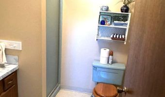1221 E Linden St, Algona, IA 50511
