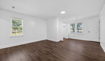 2489 Pocosin Rd, Ayden, NC 28513