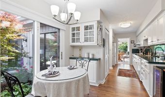 731 Creekside Dr 38, Aurora, OH 44202