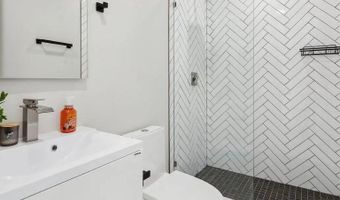 2213 M St NE 9, Washington, DC 20002