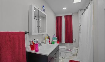 367 Laurel Hill Ave, Cranston, RI 02920