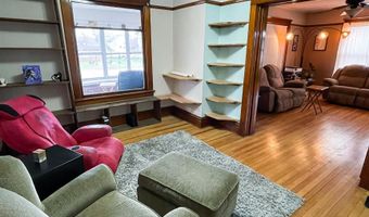 303 S Park St, Albany, WI 53502