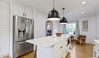 2501 Kessler Blvd E Dr, Indianapolis, IN 46220