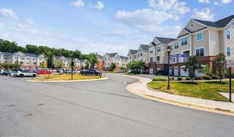 23265 MILLTOWN KNOLL Sq 101, Ashburn, VA 20148