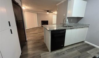 6353 Wedgeview Ct, Tucker, GA 30084