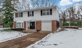 504 Thornlea Ct, Ballwin, MO 63011