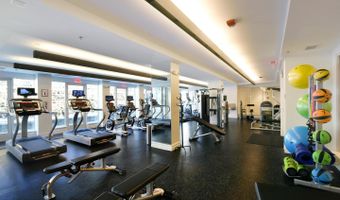 8229 RIVER Rd, Bethesda, MD 20817