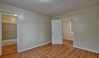850 W 132nd St, Compton, CA 90222