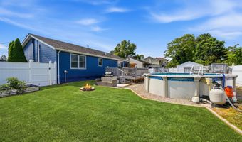 416 Ocean Ave, Beachwood, NJ 08722