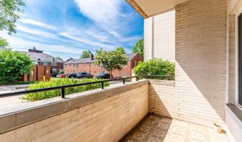231 N THOMAS St 105, Arlington, VA 22203