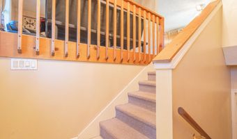 2083 Sun Valley Dr, Blakeslee, PA 18610