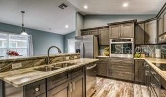 316 BENNETT St, Auburndale, FL 33823