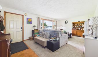 4620 Southview Dr, Anderson, IN 46013