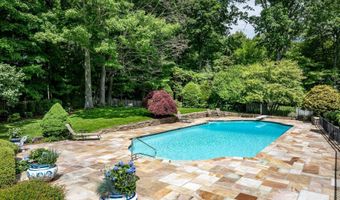 82 Arrowhead Way, Darien, CT 06820
