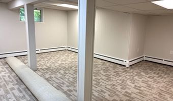 281 Clyde Rd, Bangor, ME 04401