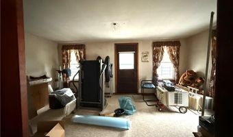 14 Park St, Central Falls, RI 02863