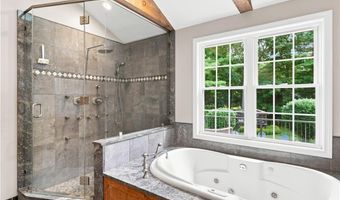 226 Tourtellot Hill Rd, Glocester, RI 02814
