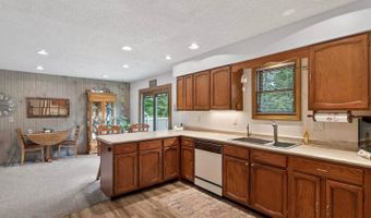 8451 Cedar Ln, Wisconsin Rapids, WI 54494