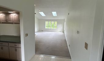 167 Country Club Ln, Amsterdam, NY 12070