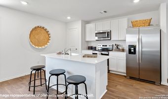 1440 Sequoia Park, Adkins, TX 78109