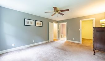 146 Old Sandown Rd, Chester, NH 03036