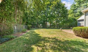 3 Indigo Rd, Barrington, RI 02806
