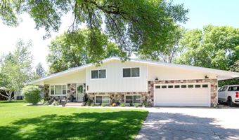 1209 N 4th St, Aberdeen, SD 57401