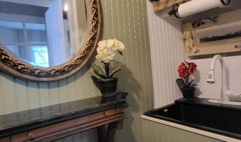 157 E Blackwell St 1, Andover, NJ 07801