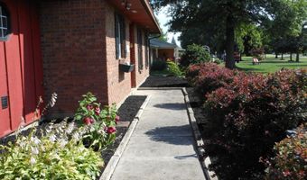2118 Meadow, Arcanum, OH 45304