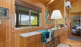 479 Old Dummy Line Rd, Balsam, NC 28707
