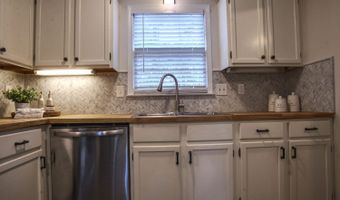 587 Wedgewood Dr, Alpharetta, GA 30009