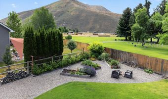561 Chestnut Loop, Bellevue, ID 83313
