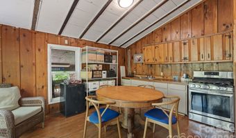 144 Pegg Rd, Barnardsville, NC 28709