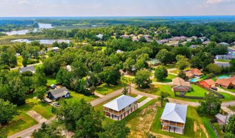 10113 Bald Eagle Dr, Biloxi, MS 39532