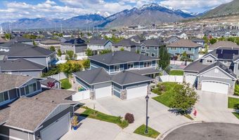 1046 W Hero Ct, Bluffdale, UT 84065