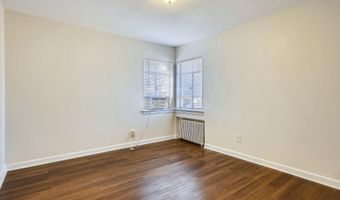 2502 LANGSTON Blvd 2, Arlington, VA 22201