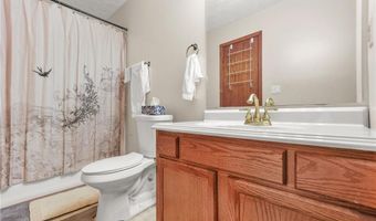 3560 Riverchase Dr, Decatur, GA 30034