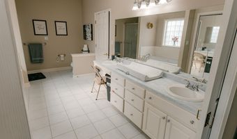 1808 Forrest Park Dr, Arkadelphia, AR 71923