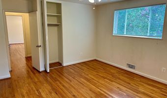 10505 MONTROSE Ave M-201, Bethesda, MD 20814