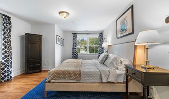 71 West Ave, Darien, CT 06820