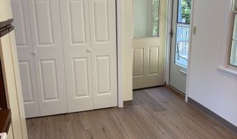 55 Founders Vlg 55, Clinton, CT 06413