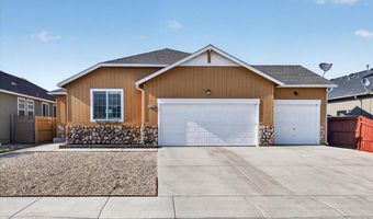 1460 Shadow Ln, Fernley, NV 89408