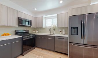 638 Serrano, Los Angeles, CA 90004