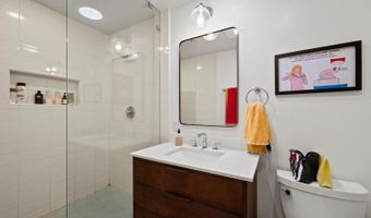1340 Loring St, San Diego, CA 92109