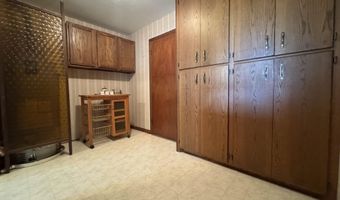 1120 W Cypress Ave, Arkansas City, KS 67005