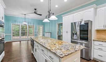 2077 Coolidge Way NW, Acworth, GA 30101
