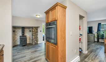 310 Dutile Rd, Belmont, NH 03220