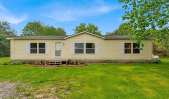 2100 Rowe, Applegate, MI 48401