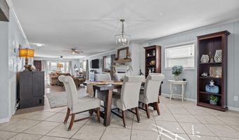 205 Barefoot Ln, Atlantic Beach, NC 28512