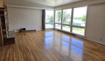 322 Morris St W, Broadus, MT 59317